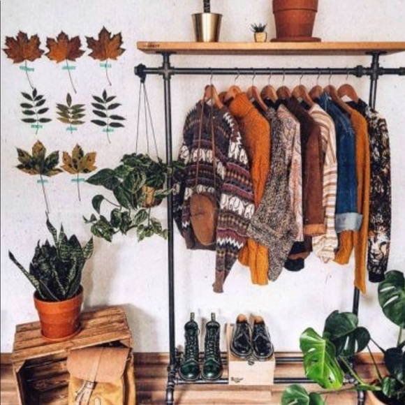 "PICK YOUR PRICE!" Spring/Summer Mystery Boxes! - Picture 2 of 9